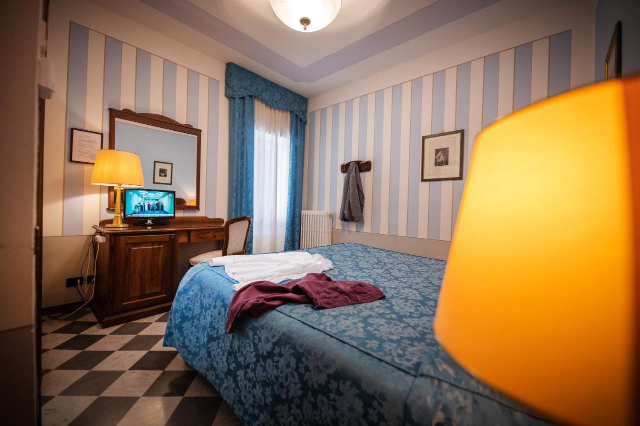Park Hotel Regina - With Air-Condition And Pool Bagni di Lucca Luaran gambar